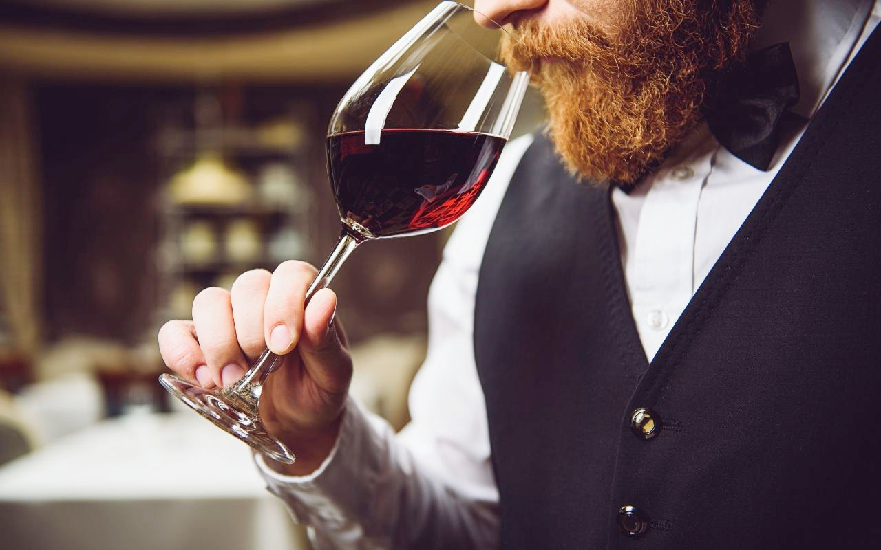Come degustare un vino, la guida per amanti e professionisti